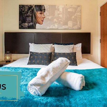Haus City Centre Apartment - Arcadian -Balcony - Secure Parking - Wifi-Smart Tv - China Town -Top Rated Birmingham Exterior photo